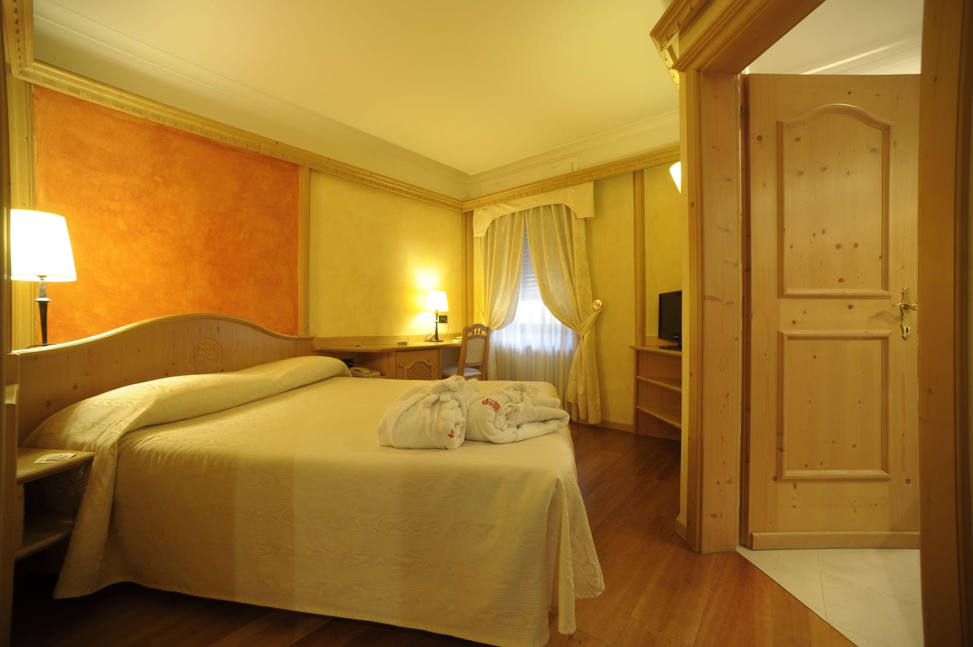 פרדאצו Active Hotel Ancora מראה חיצוני תמונה